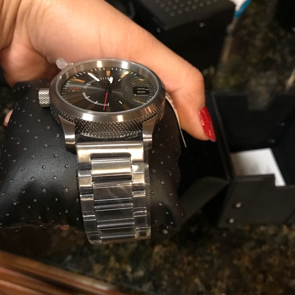 Diesel Men’s Watch - Picture 3 of 3